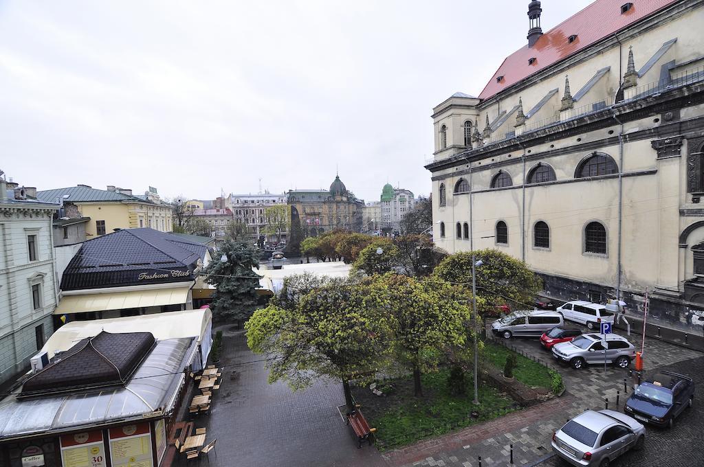 Voyager Hostel Lvov Exteriér fotografie
